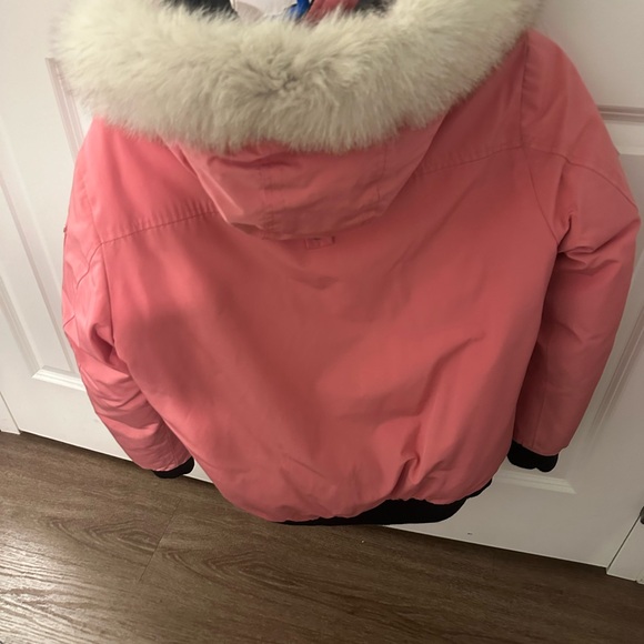 Moose Knuckles Pink Kids Puffer Jacket - Picture 2 of 6